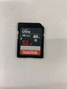 【データ復旧・データ復元成功実績】SanDisk Ultra BM1913458192 32GB 認識するがデータ開けない