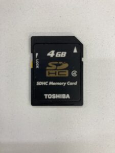 【データ復旧・データ復元成功実績】SDカード TOSHIBA SD-K04G 4GB 認識しない